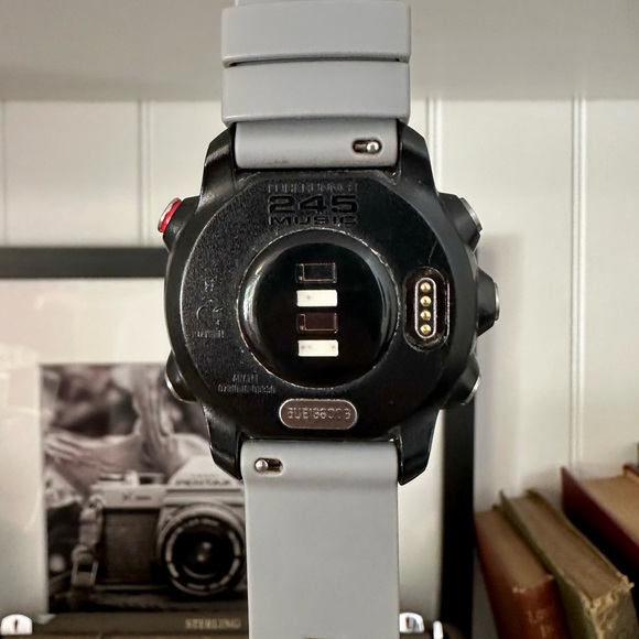 Garmin Forerunner 245 Music GPS Watch - Picture 4 of 8